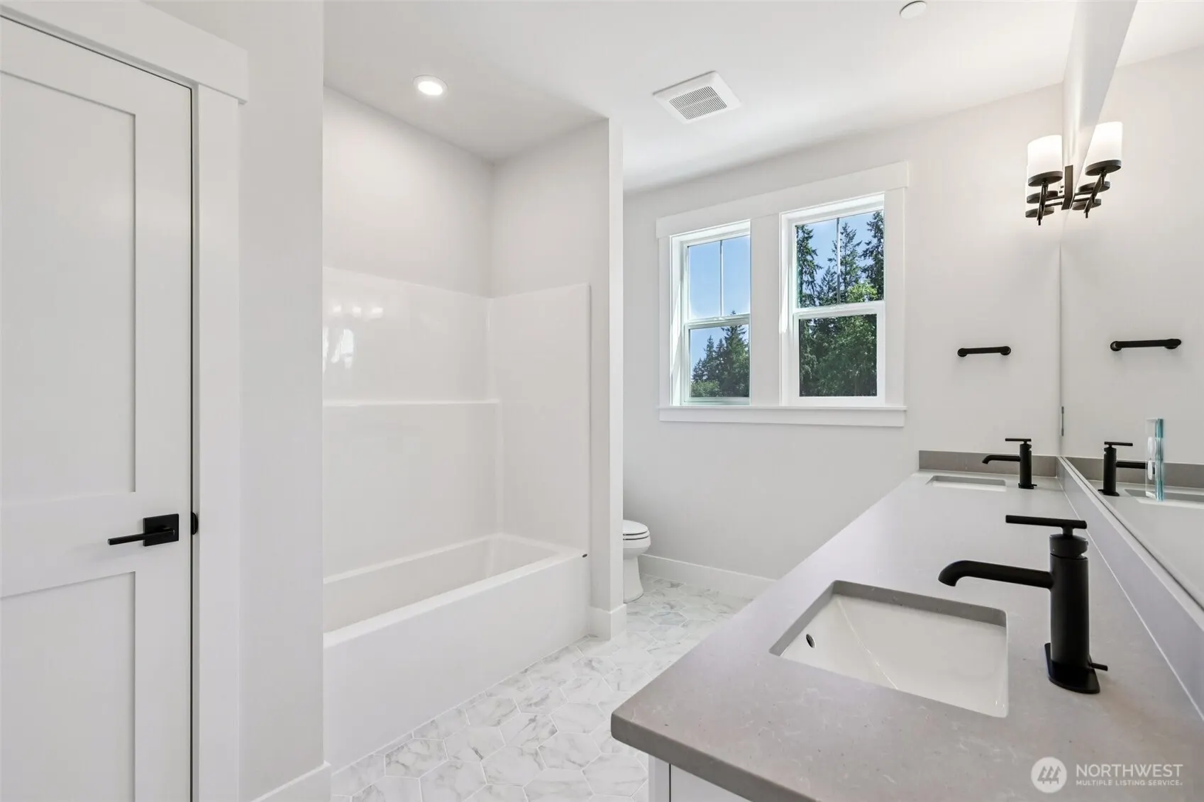 330 182ND Place SE, Bothell, WA 98012