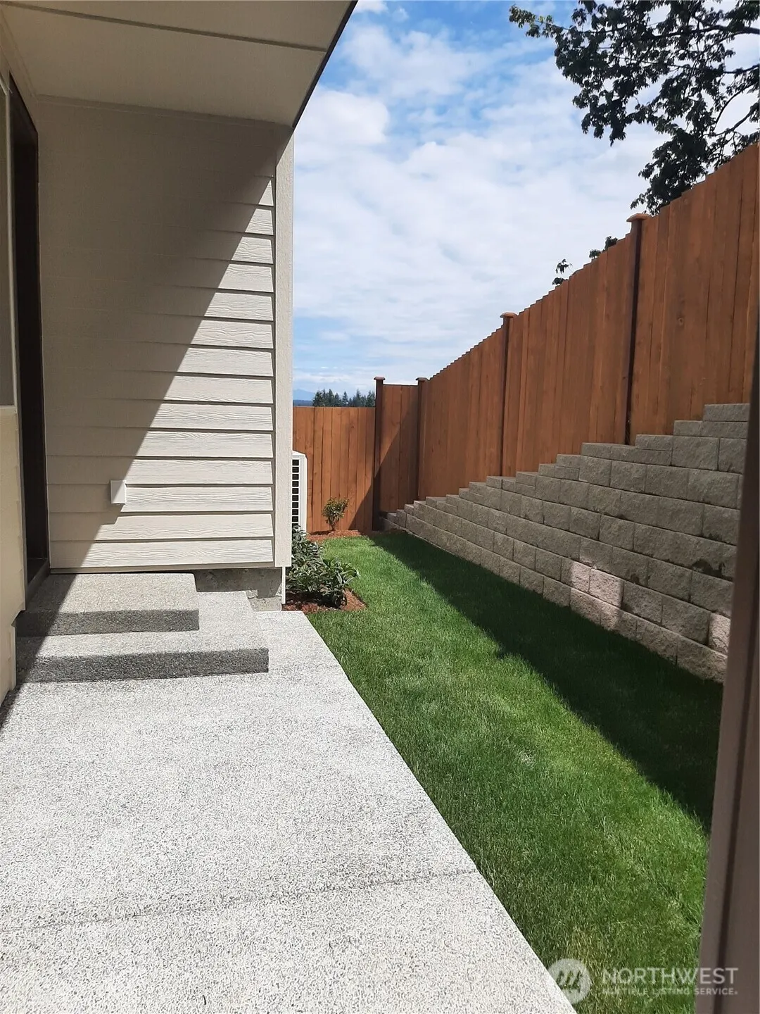 330 182ND Place SE, Bothell, WA 98012