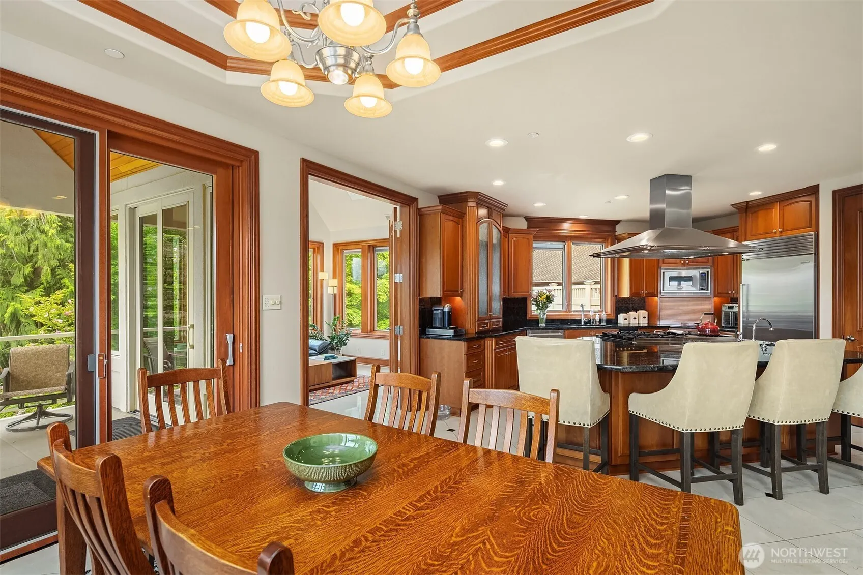 18212 244th Avenue NE, Woodinville, WA 98077