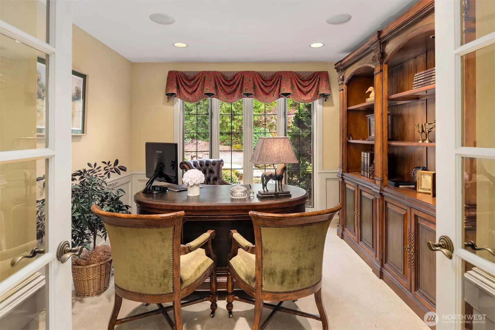 21712 NE 144th Place , Woodinville, WA 98077