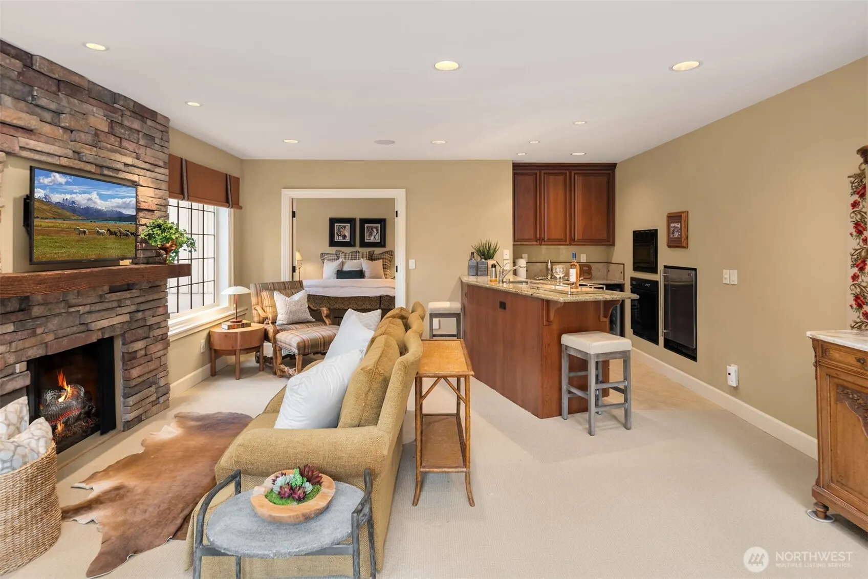 21712 NE 144th Place , Woodinville, WA 98077