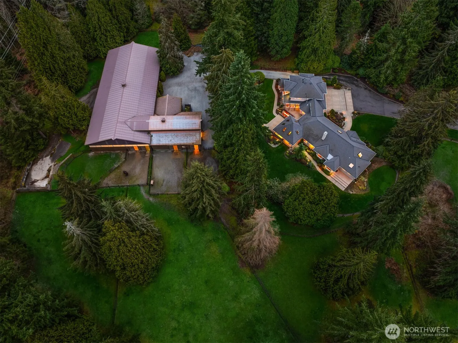 21712 NE 144th Place , Woodinville, WA 98077