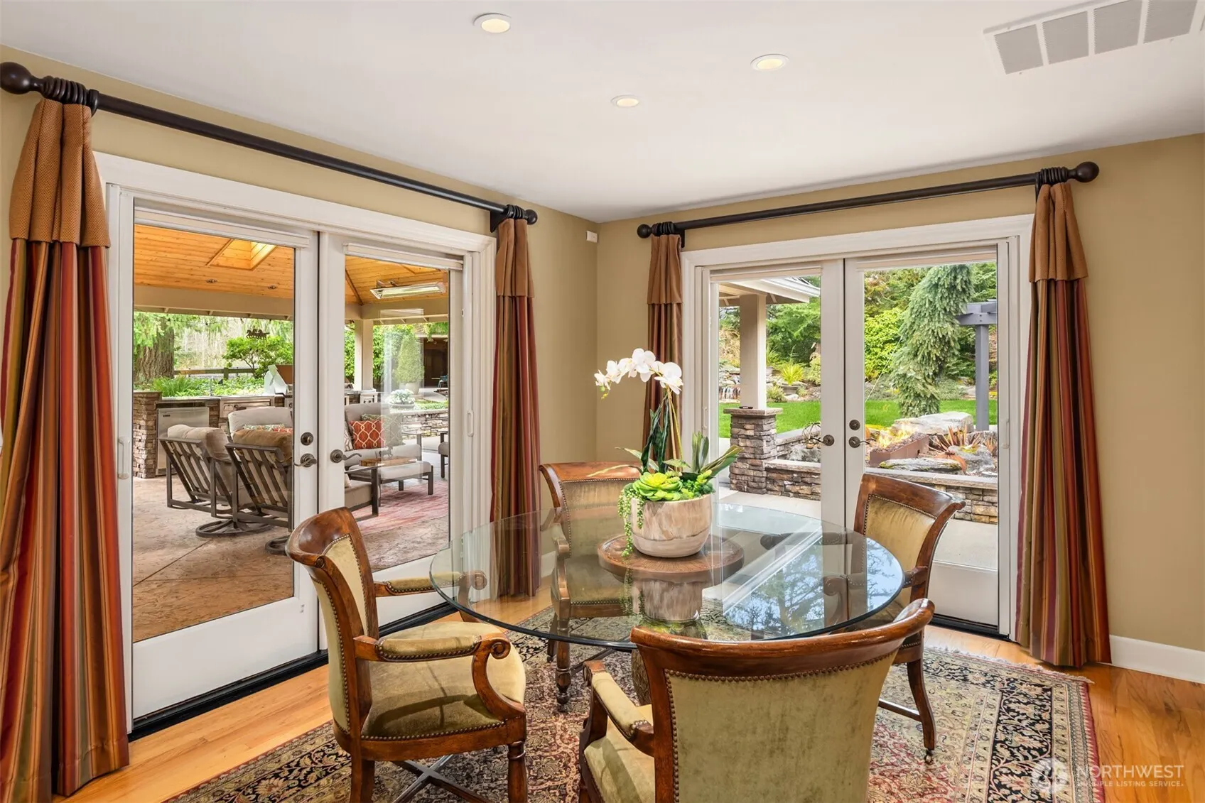 21712 NE 144th Place , Woodinville, WA 98077
