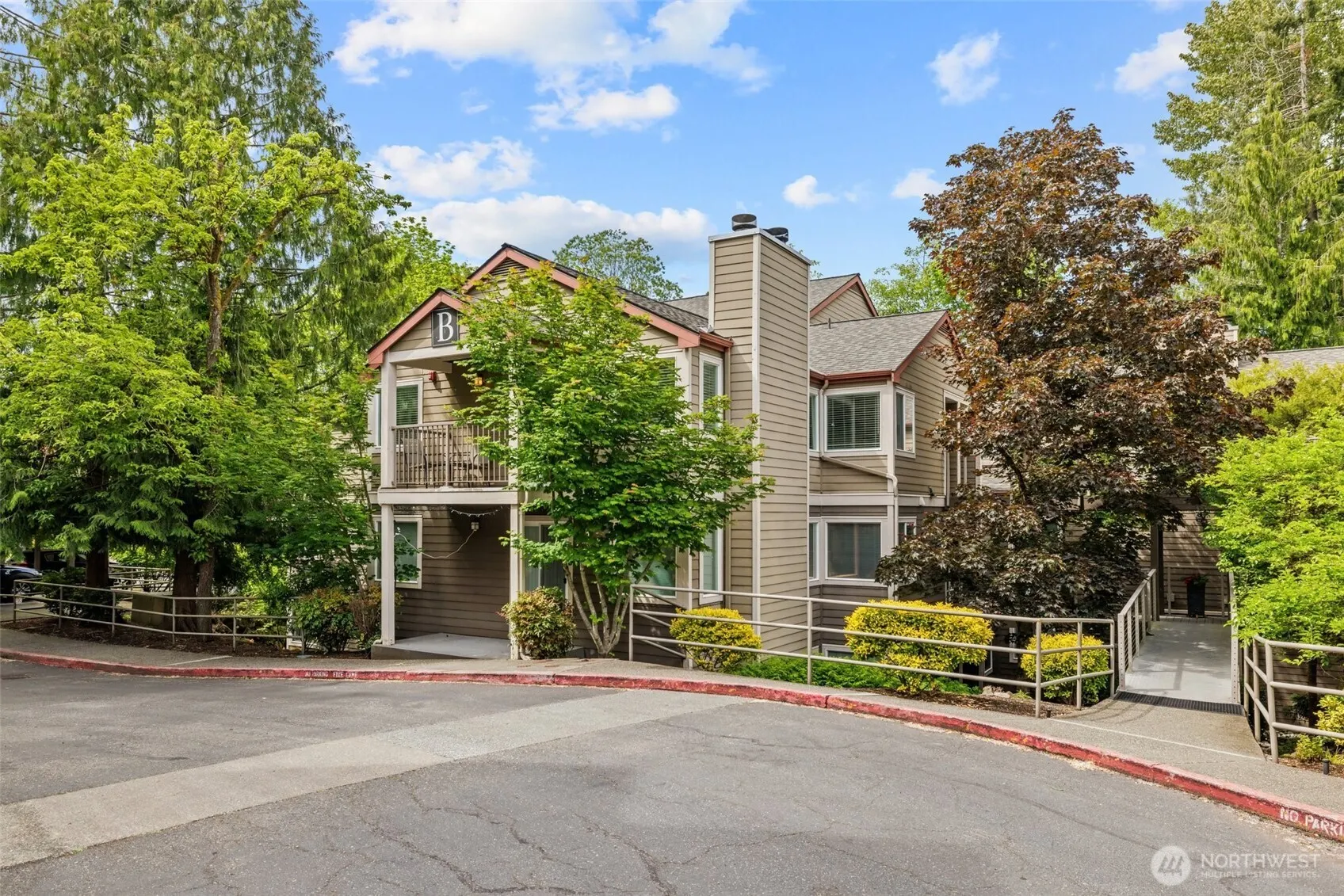 700 Front Street S #B301, Issaquah, WA 98027