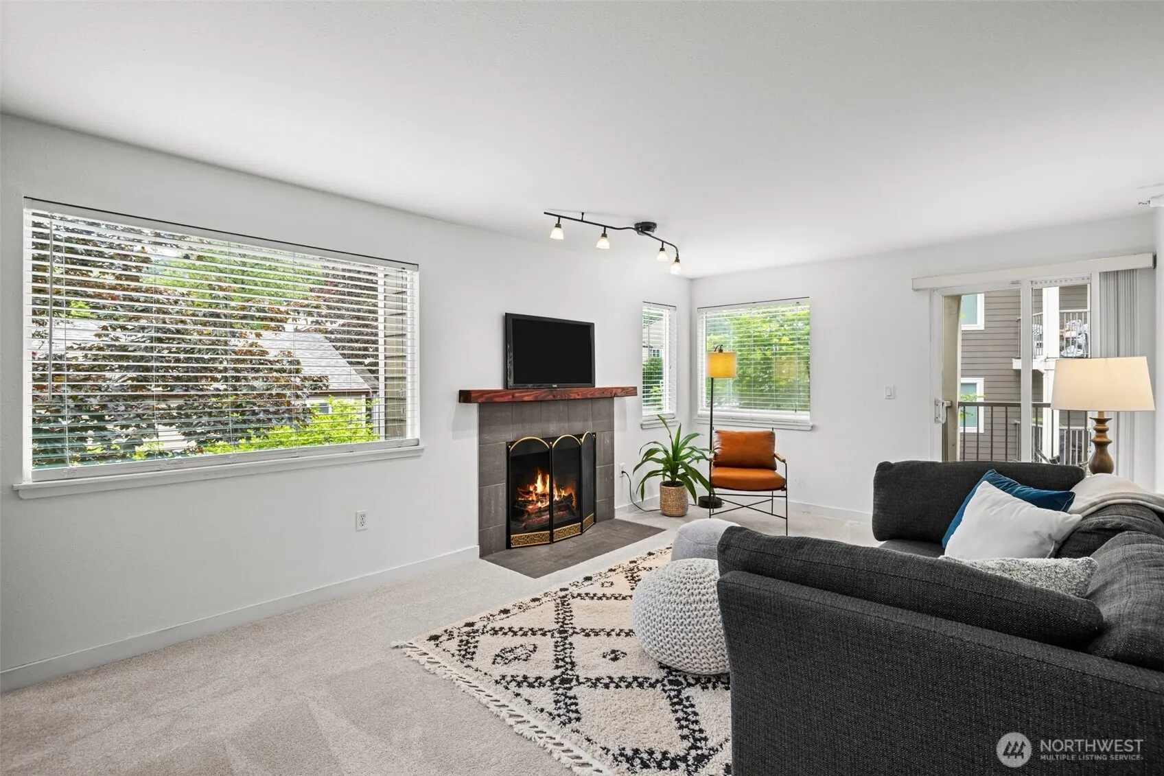 700 Front Street S #B301, Issaquah, WA 98027