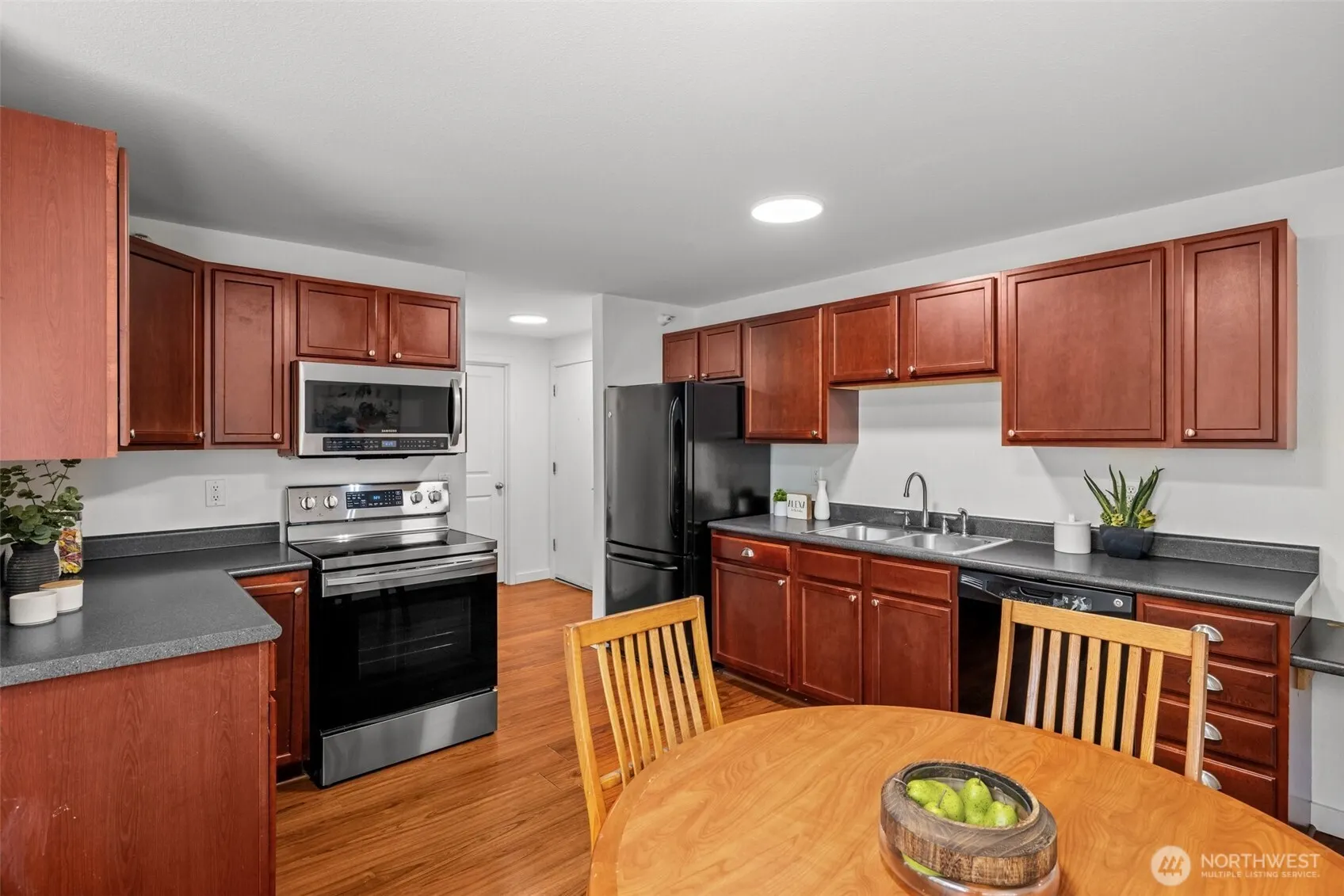 700 Front Street S #B301, Issaquah, WA 98027