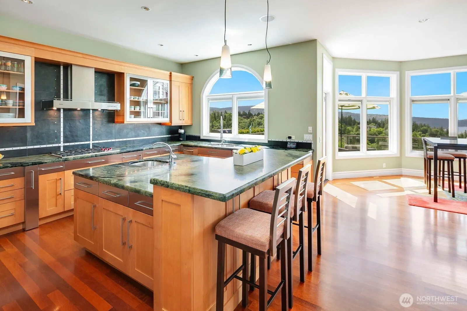 4519 231st Place SE, Sammamish, WA 98075