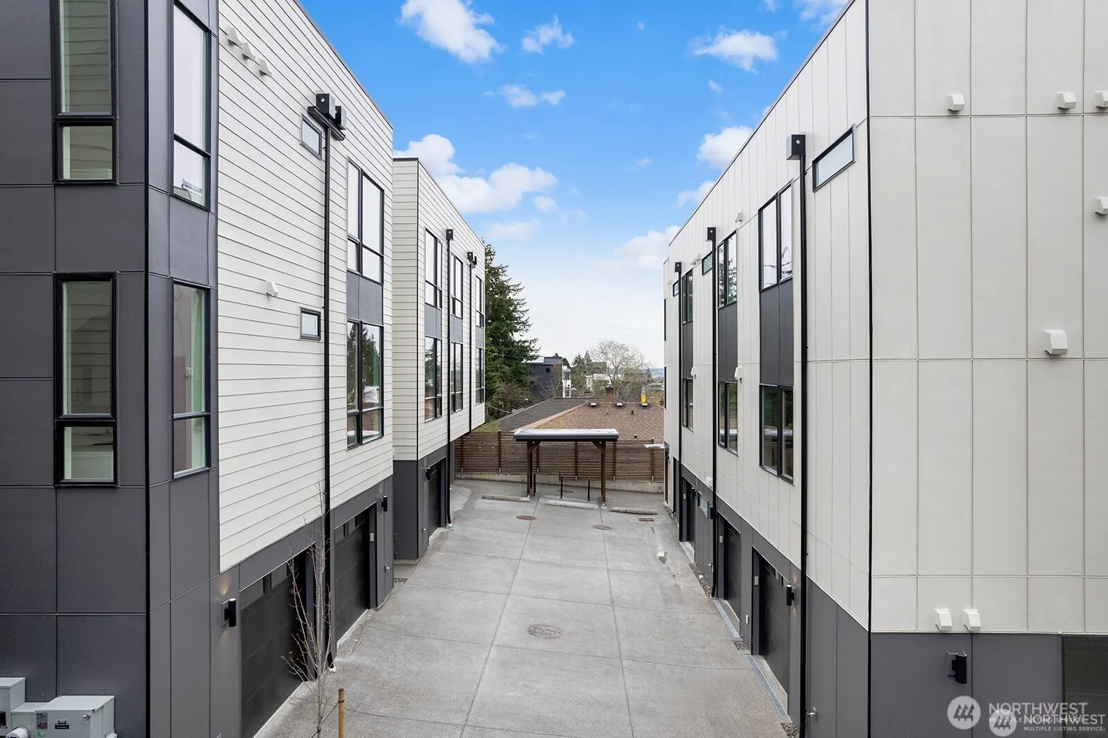 8324 16th Avenue NW #E, Seattle, WA 98117