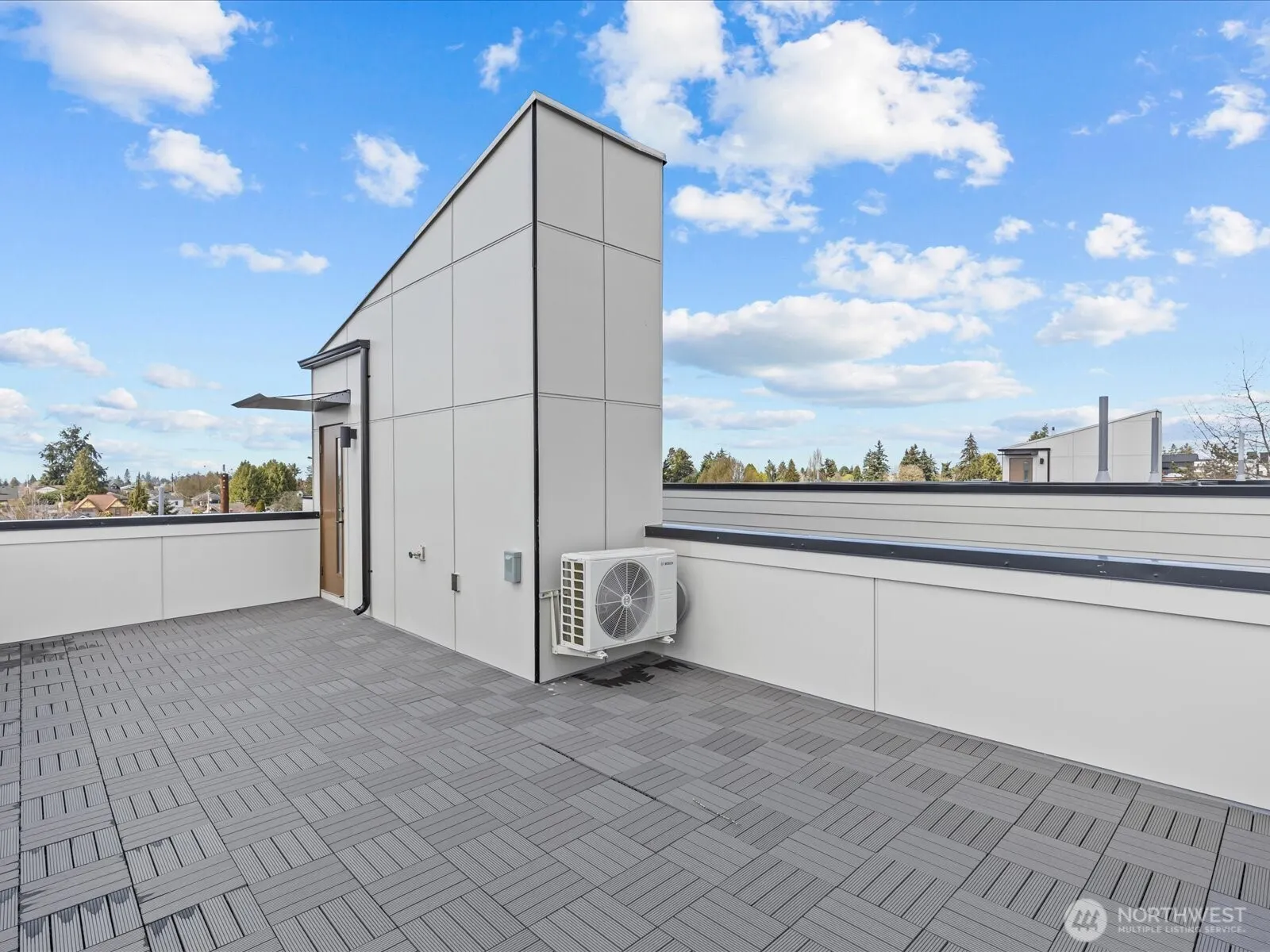 8324 16th Avenue NW #E, Seattle, WA 98117