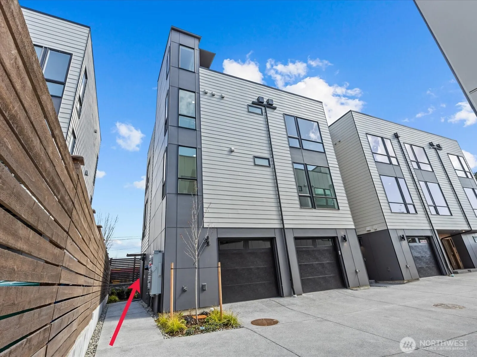 8324 16th Avenue NW #E, Seattle, WA 98117