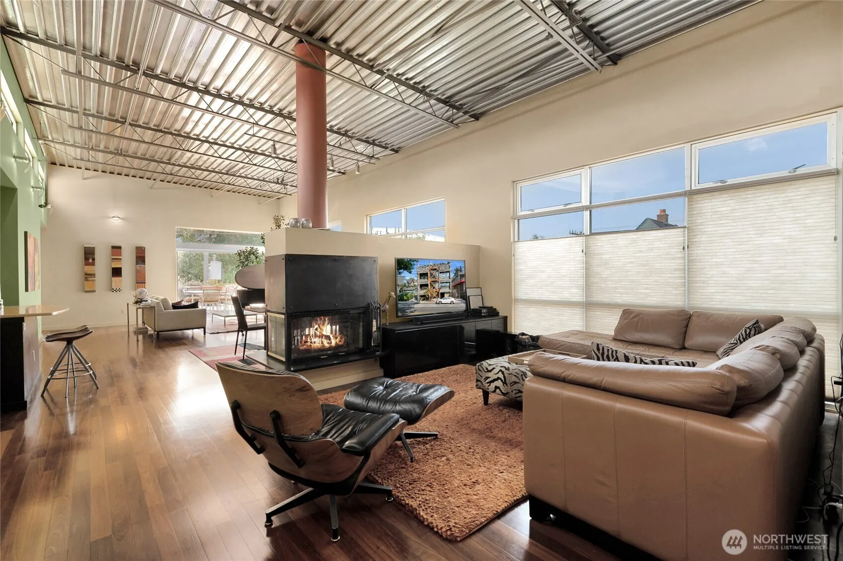 160 Roy Street , Seattle, WA 98109