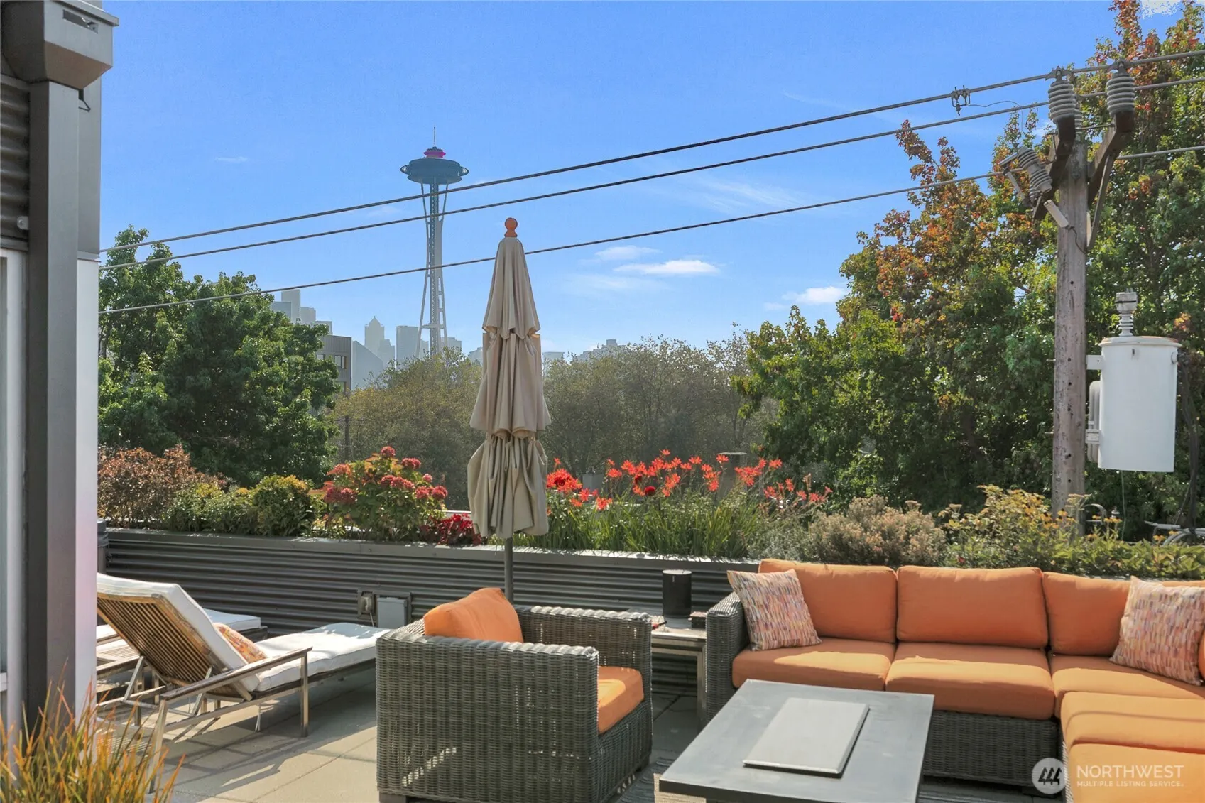 160 Roy Street , Seattle, WA 98109