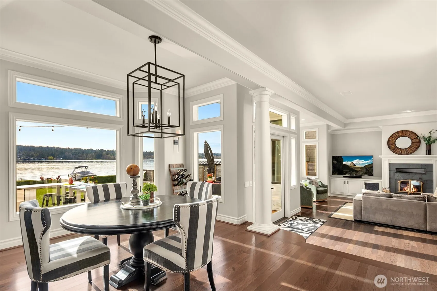 3671 E Lake Sammamish Parkway NE, Sammamish, WA 98074