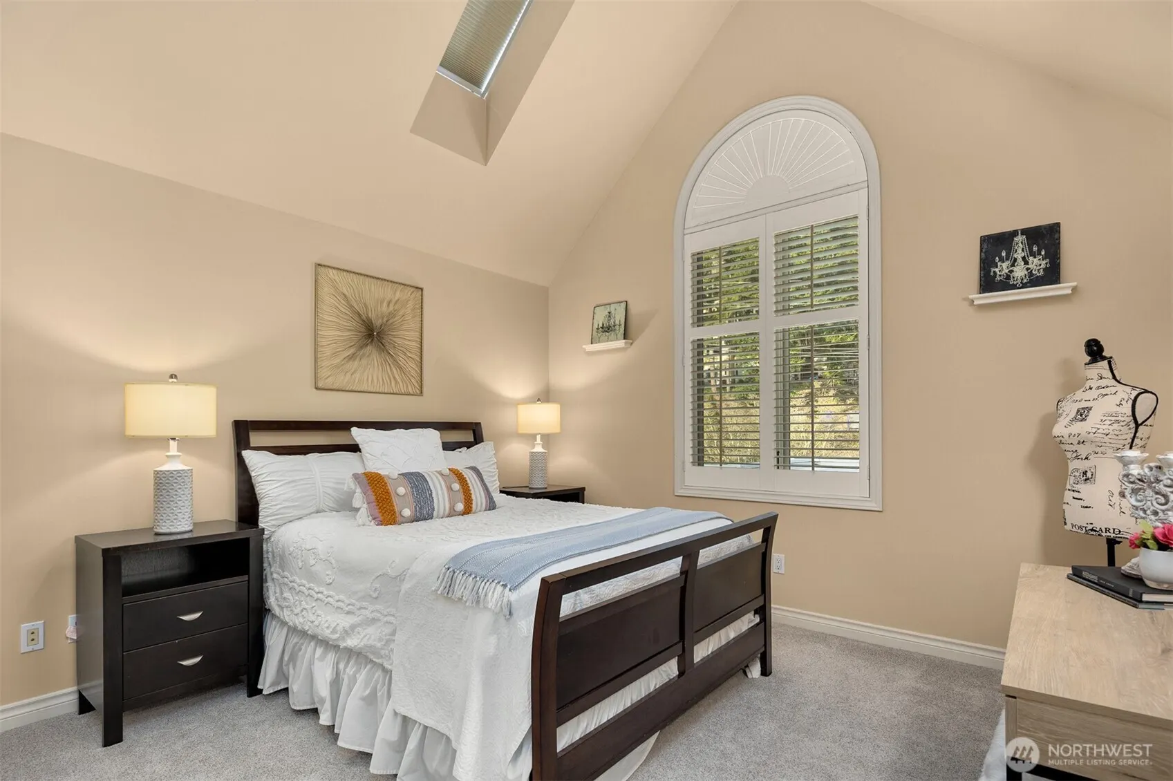 3671 E Lake Sammamish Parkway NE, Sammamish, WA 98074