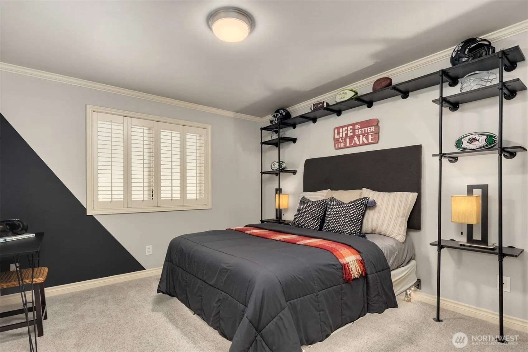 3671 E Lake Sammamish Parkway NE, Sammamish, WA 98074