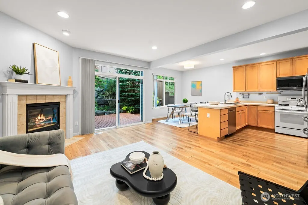 11304 NE 117th Street #70, Kirkland, WA 98034
