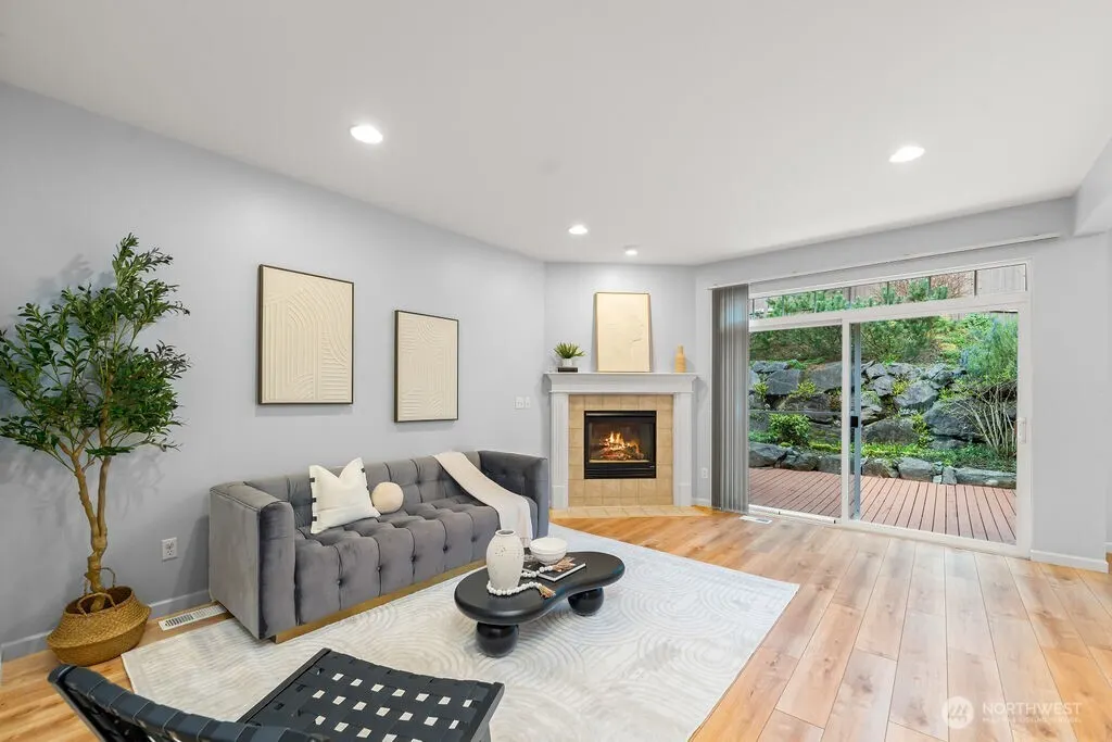11304 NE 117th Street #70, Kirkland, WA 98034