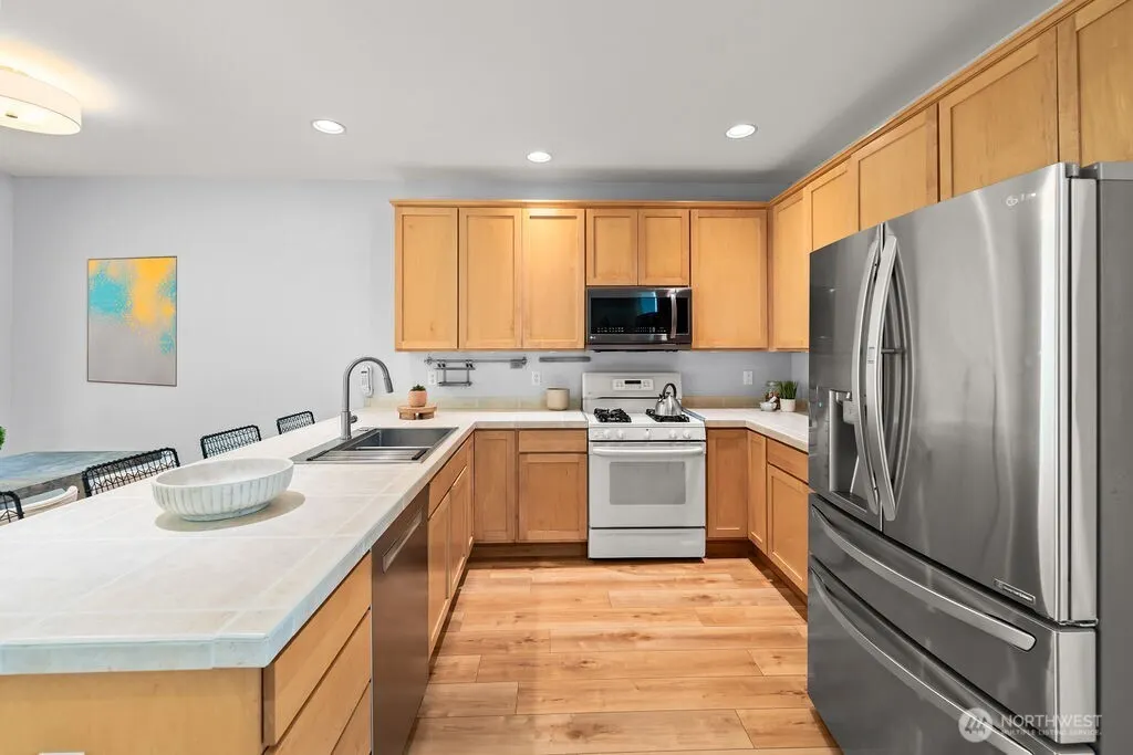 11304 NE 117th Street #70, Kirkland, WA 98034