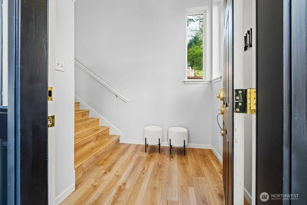 11304 NE 117th Street #70, Kirkland, WA 98034