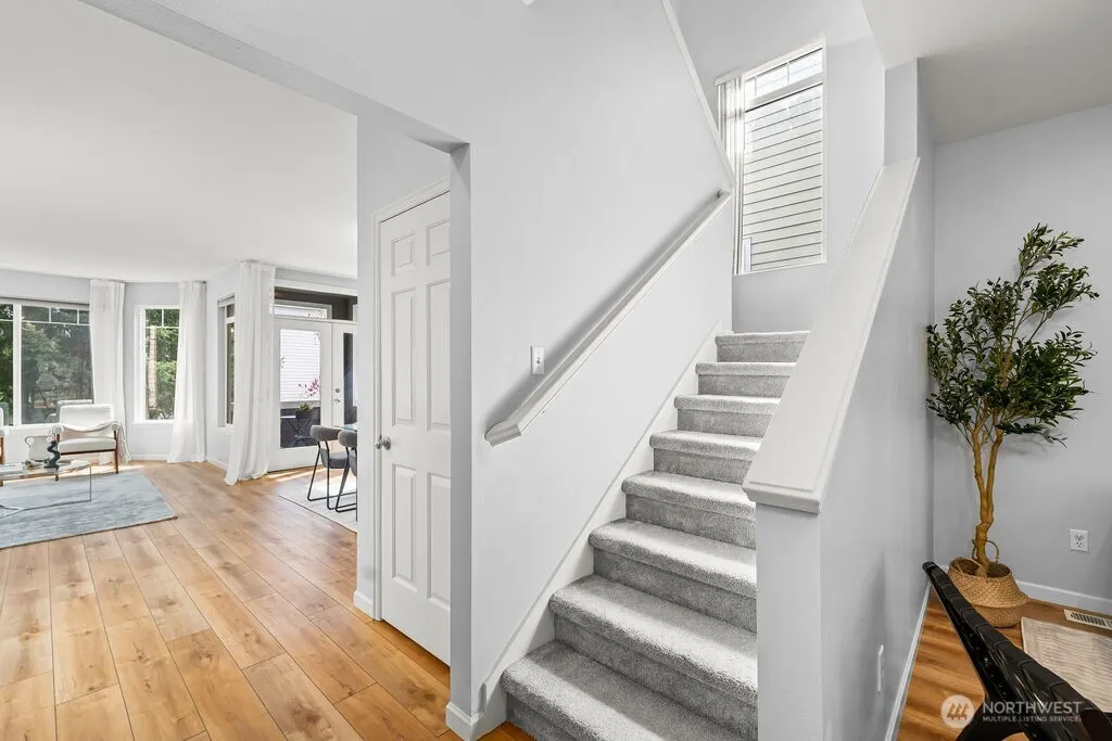 11304 NE 117th Street #70, Kirkland, WA 98034