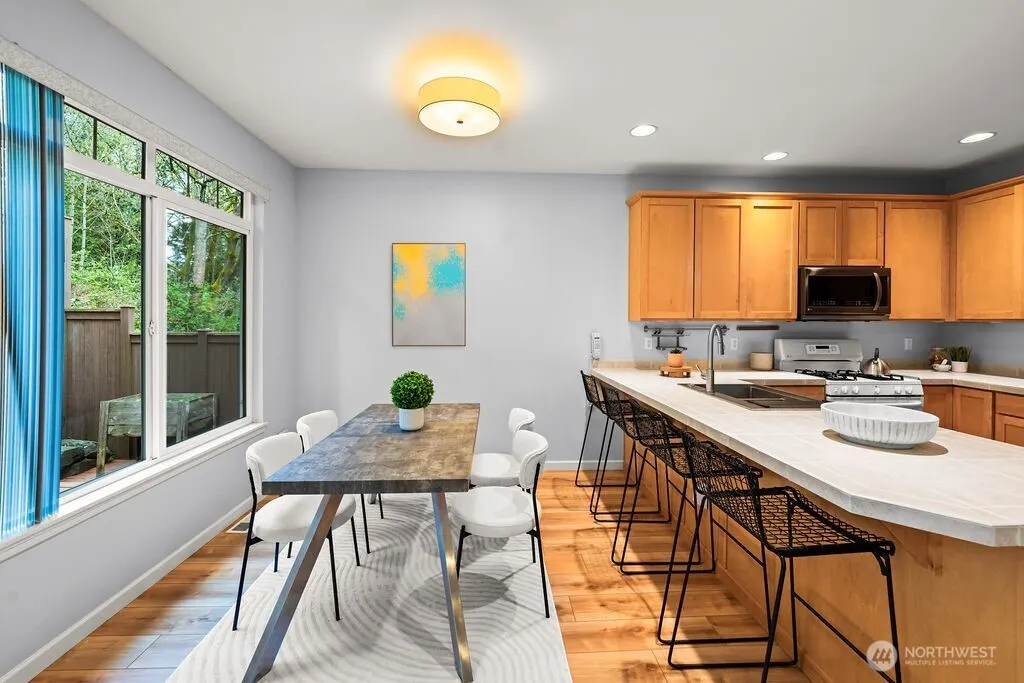 11304 NE 117th Street #70, Kirkland, WA 98034