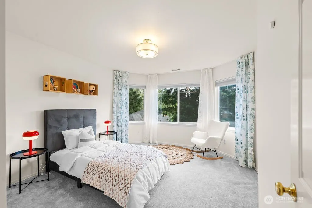 11304 NE 117th Street #70, Kirkland, WA 98034