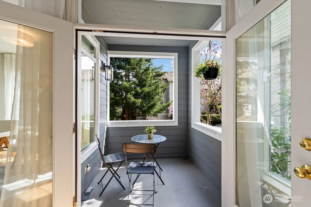 11304 NE 117th Street #70, Kirkland, WA 98034