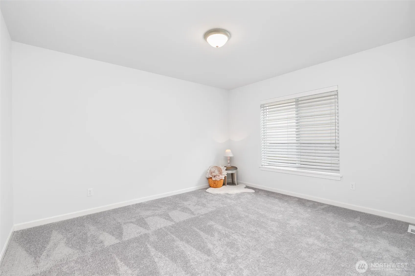 3262 NE Marquette Way , Issaquah, WA 98029
