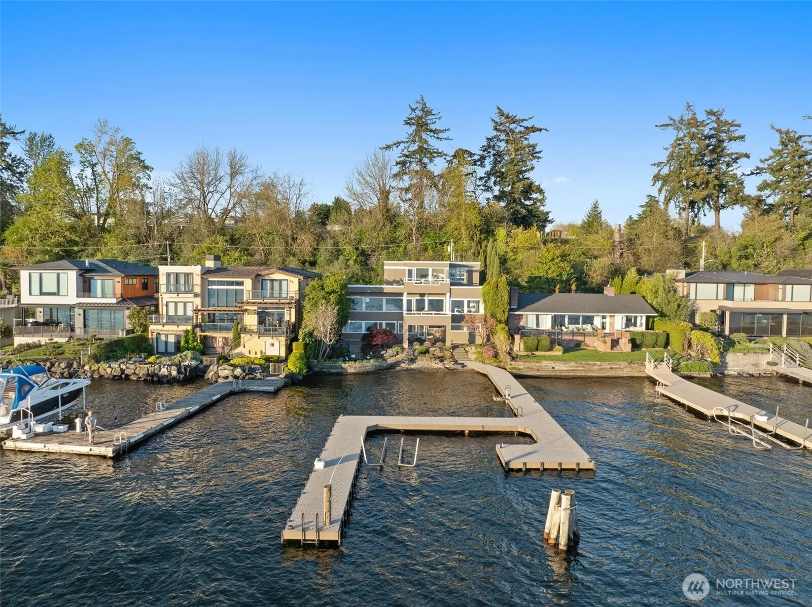175 Lake Avenue W, Kirkland, WA 98033