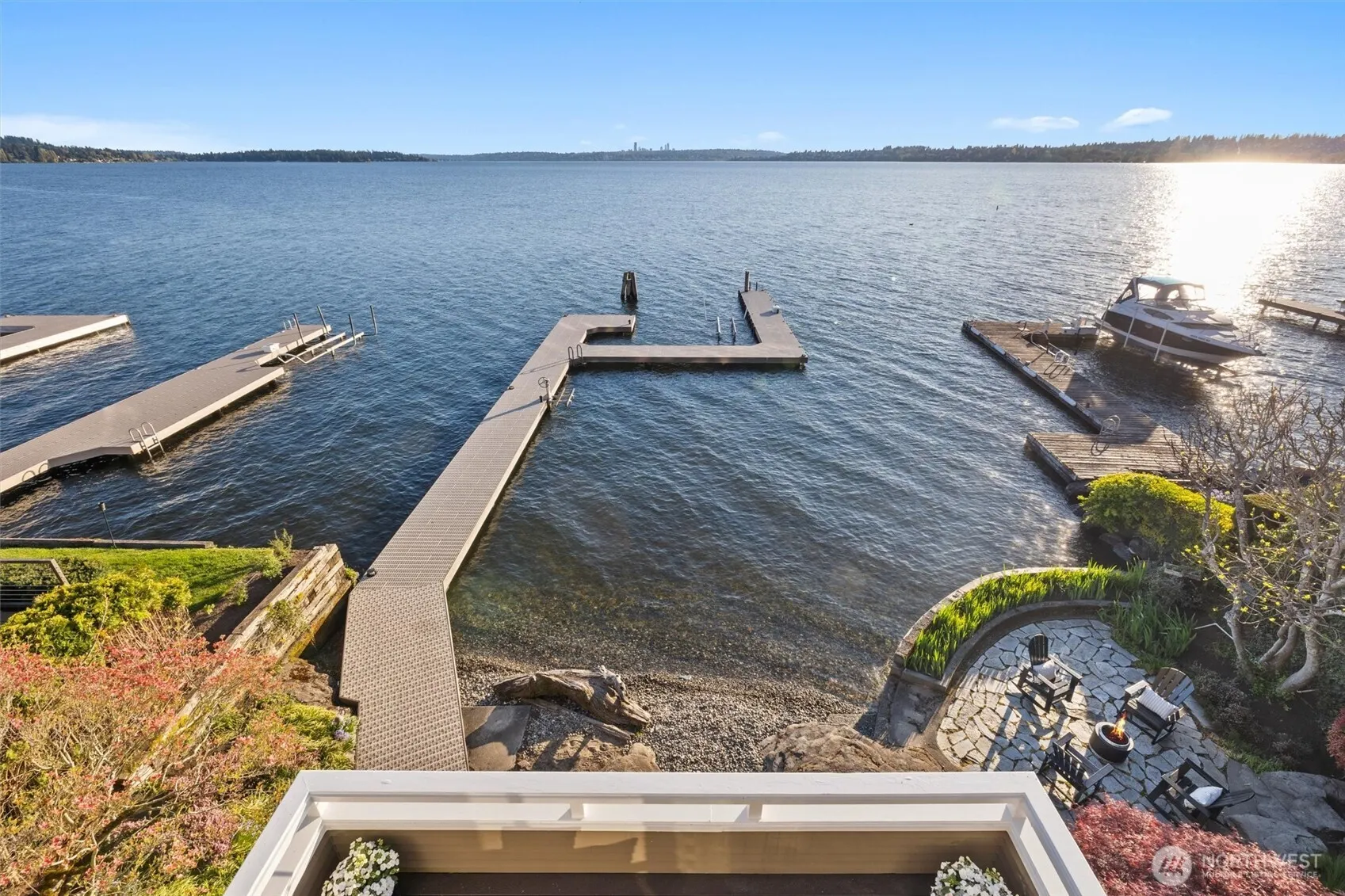 175 Lake Avenue W, Kirkland, WA 98033