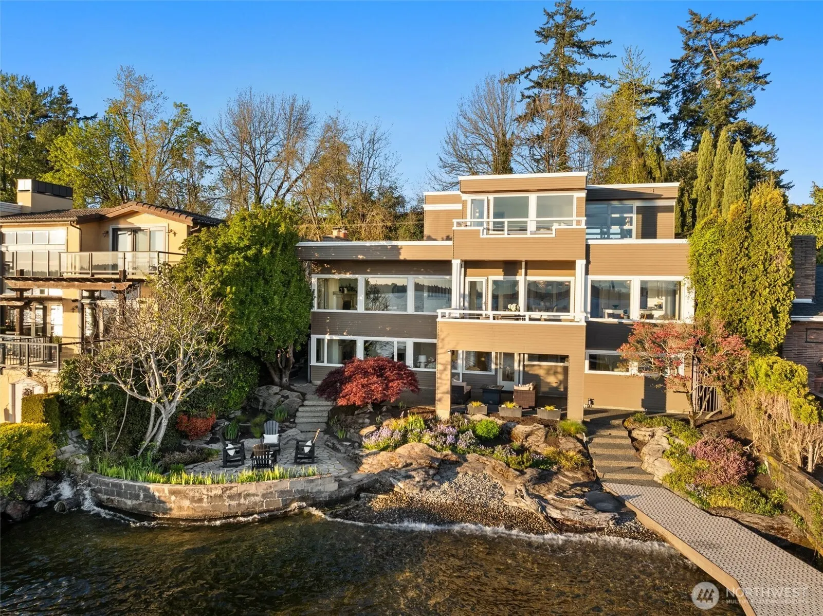 175 Lake Avenue W, Kirkland, WA 98033