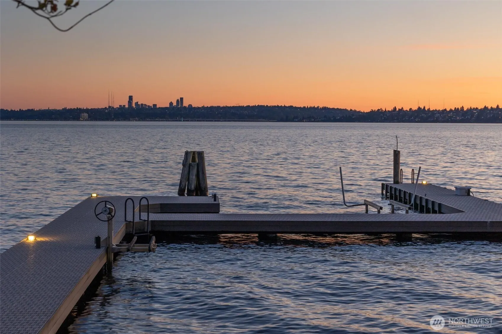 175 Lake Avenue W, Kirkland, WA 98033