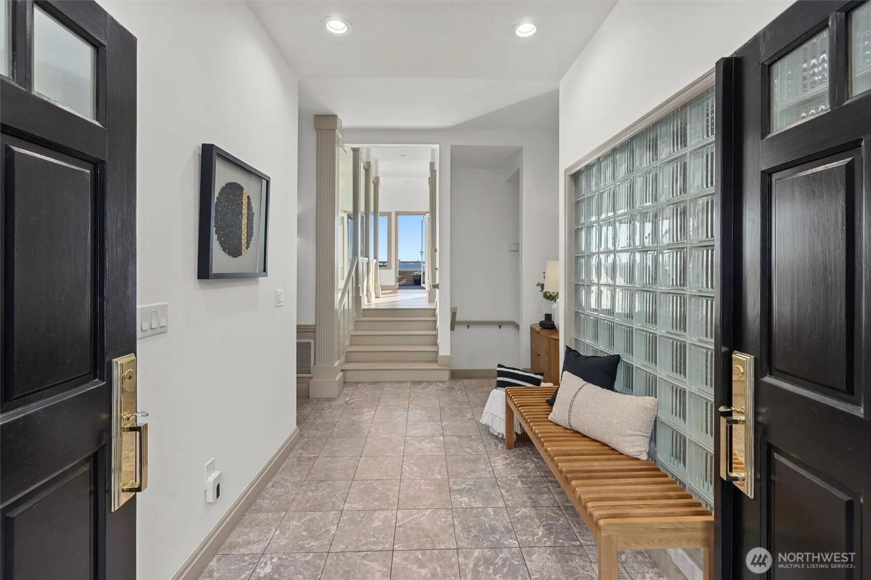 175 Lake Avenue W, Kirkland, WA 98033