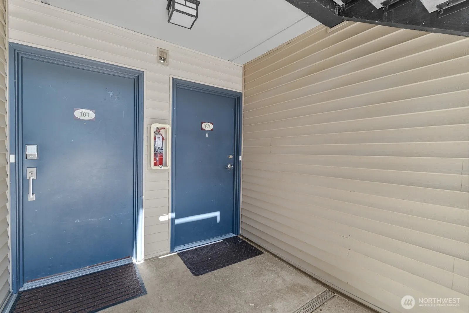 25025 SE Klahanie Boulevard #K102, Issaquah, WA 98029