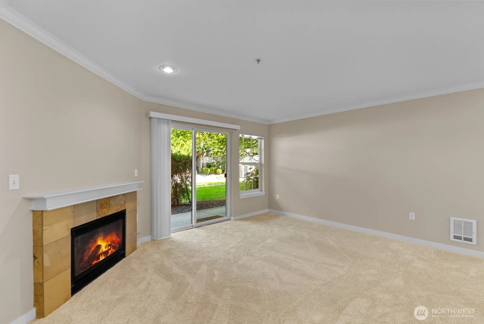 25025 SE Klahanie Boulevard #K102, Issaquah, WA 98029