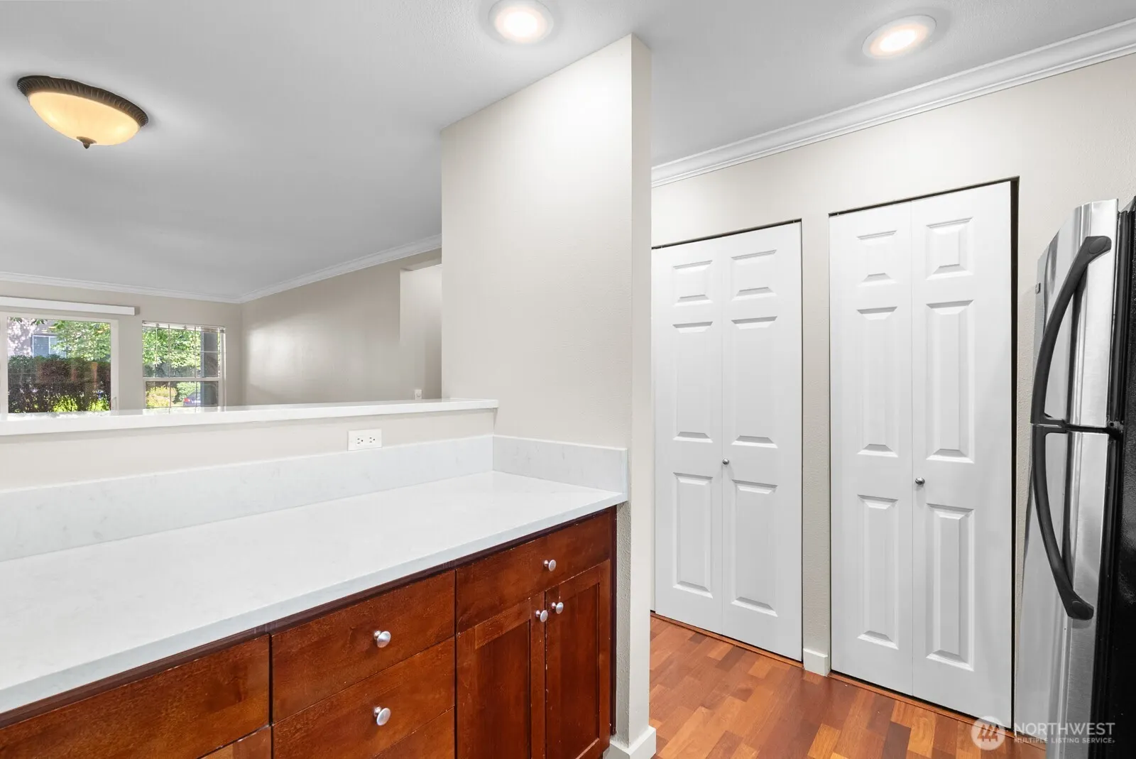 25025 SE Klahanie Boulevard #K102, Issaquah, WA 98029