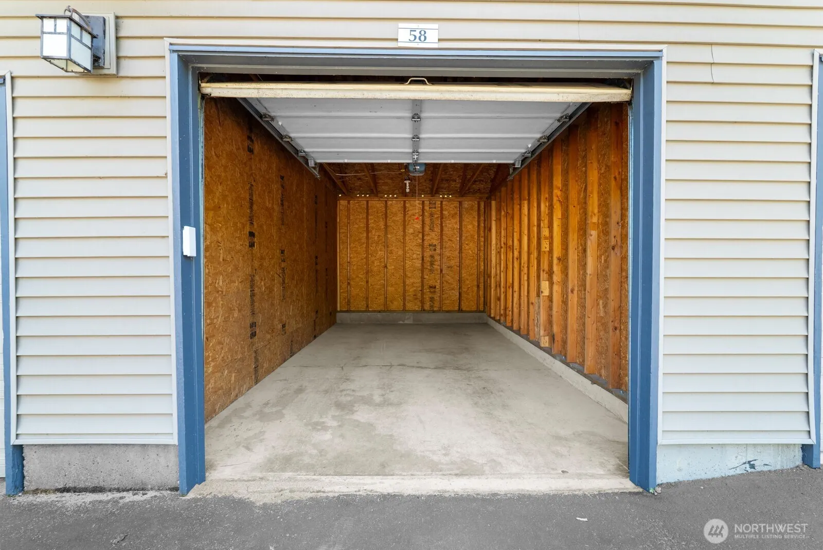 25025 SE Klahanie Boulevard #K102, Issaquah, WA 98029