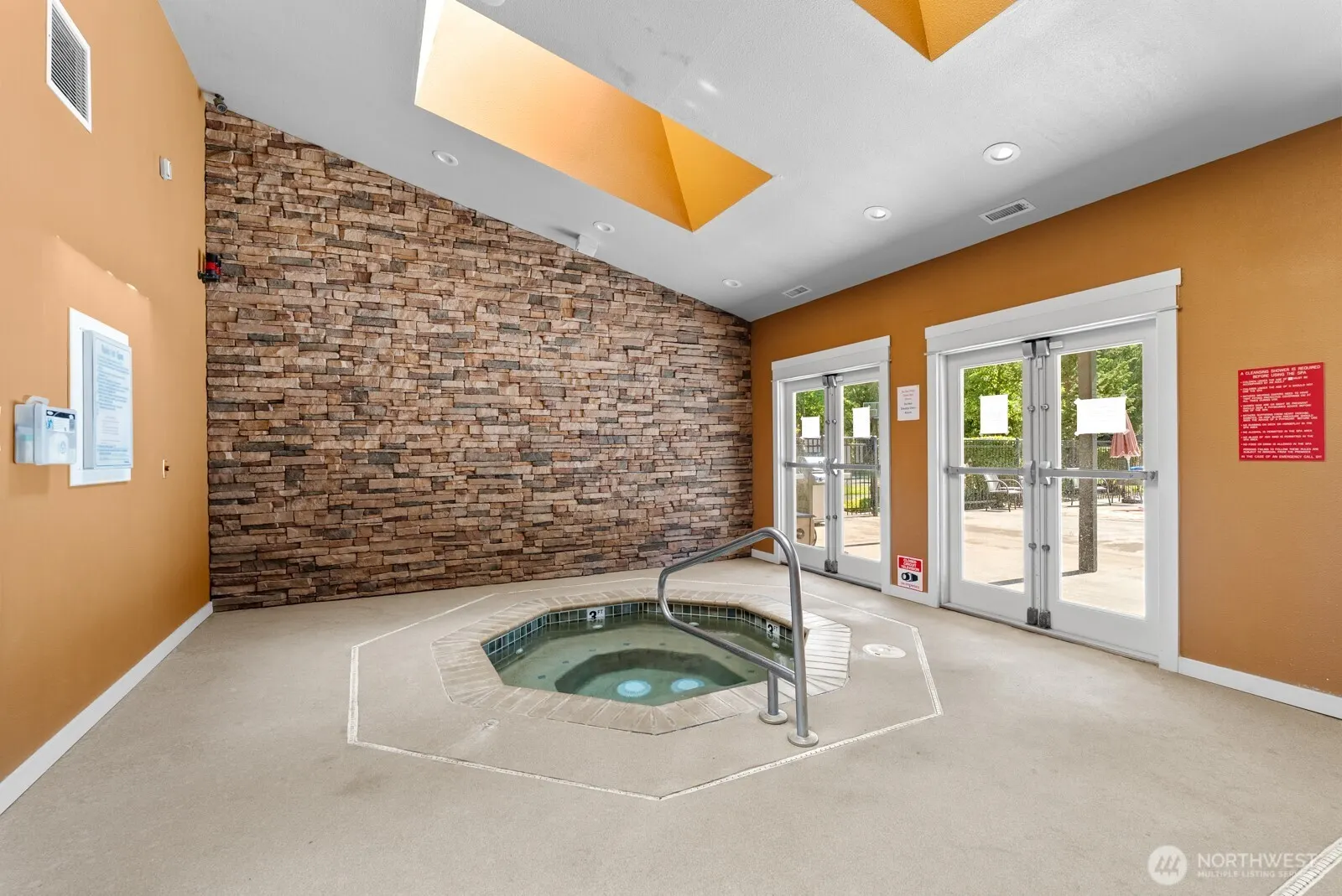 25025 SE Klahanie Boulevard #K102, Issaquah, WA 98029