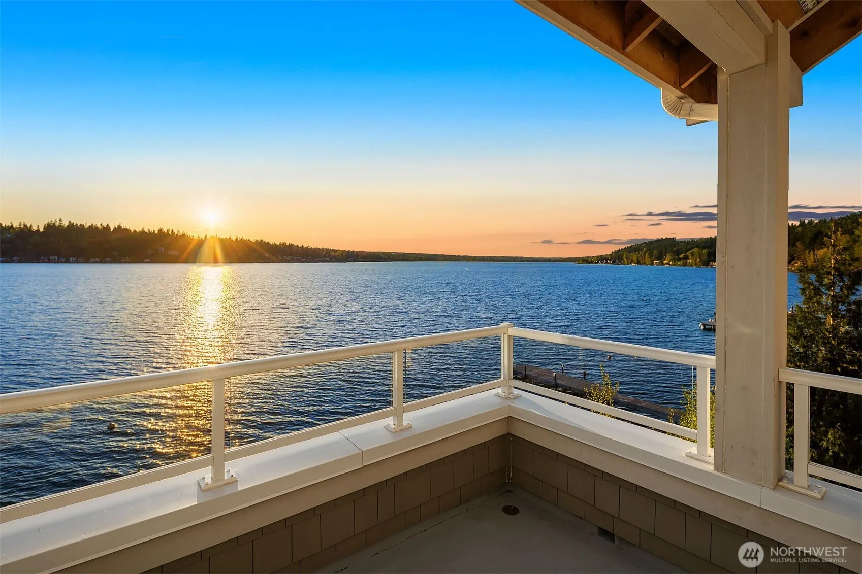2033 E Lake Sammamish Parkway NE, Sammamish, WA 98074