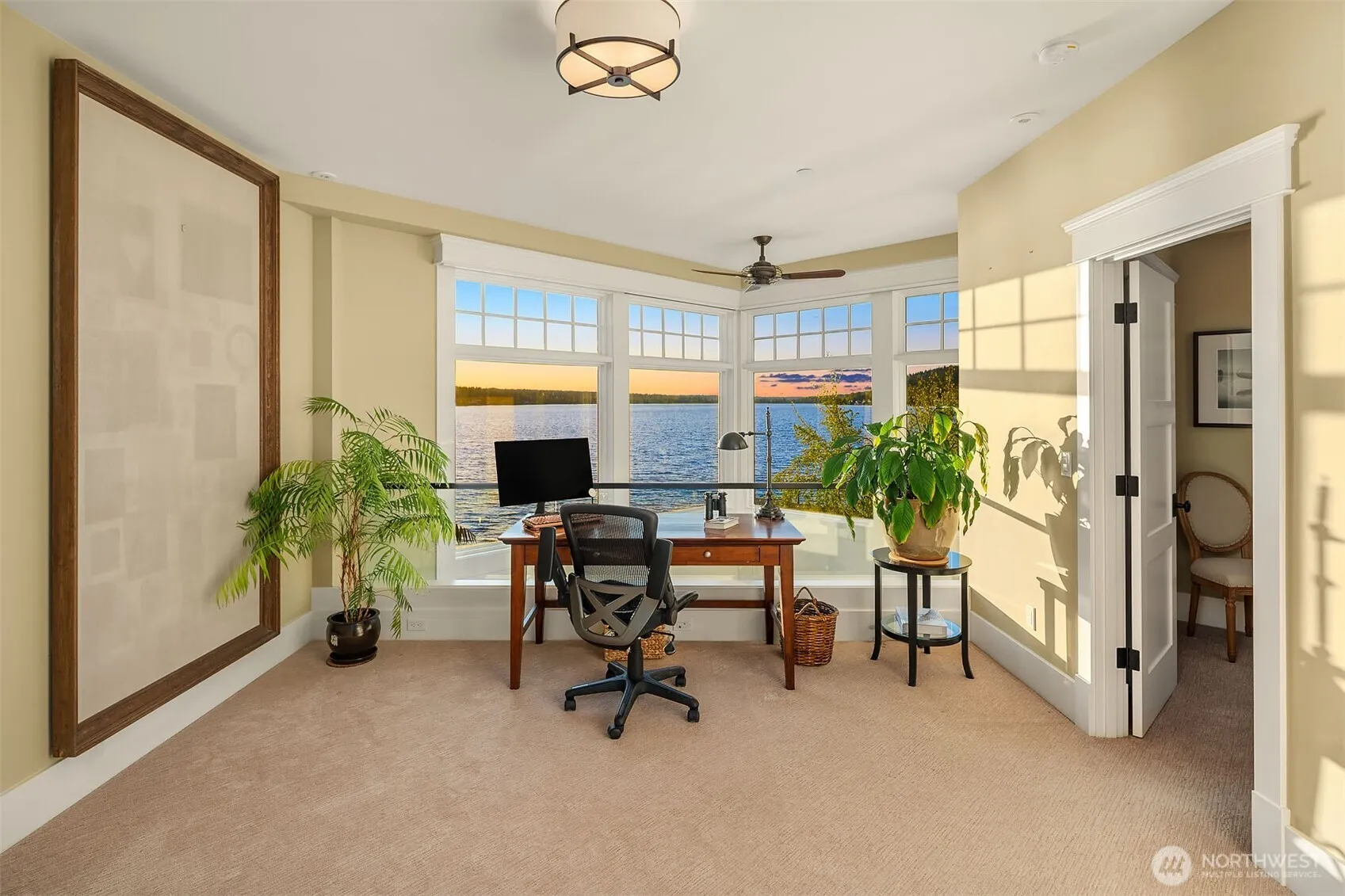 2033 E Lake Sammamish Parkway NE, Sammamish, WA 98074