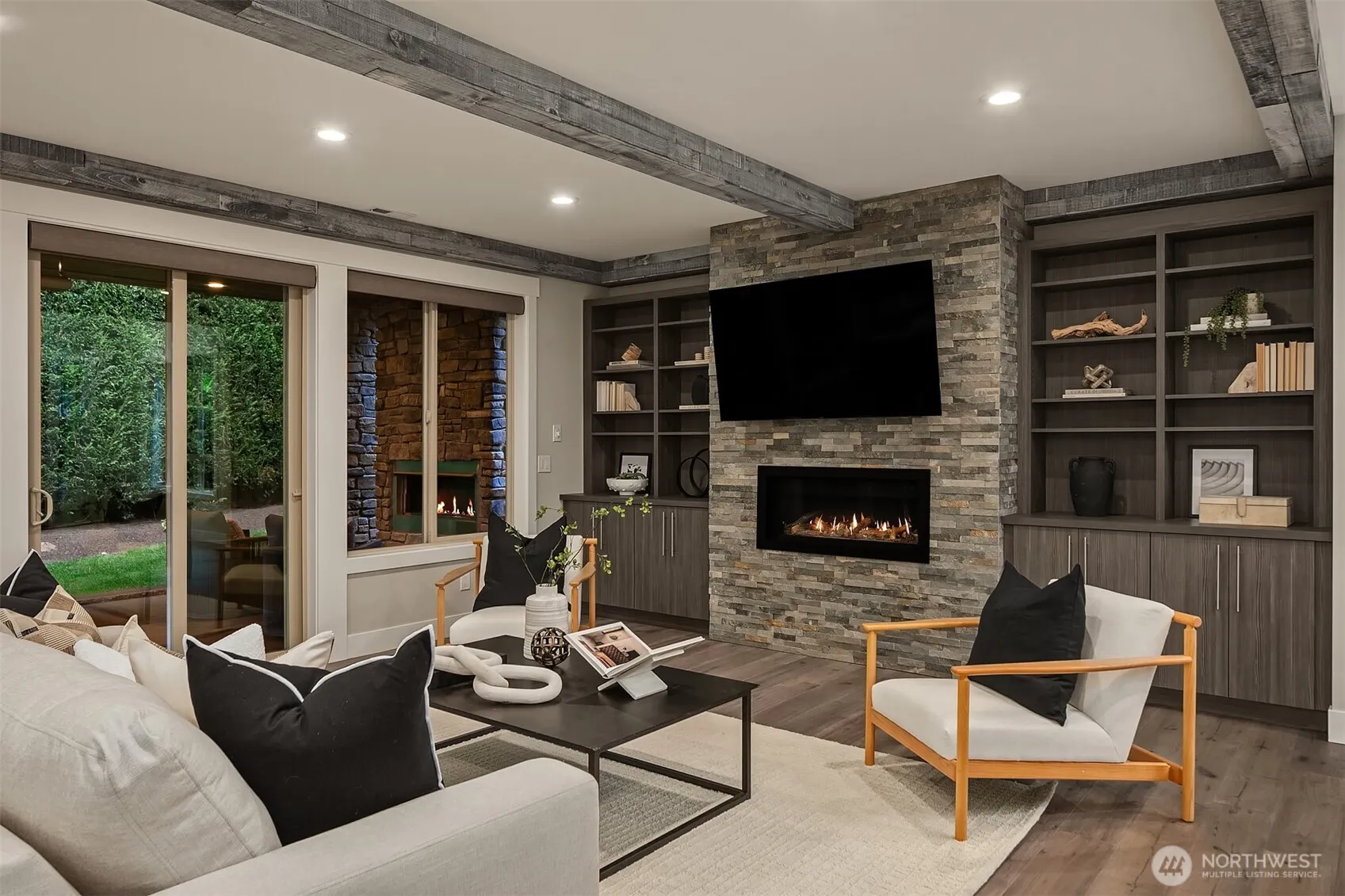 326 7th Avenue S, Kirkland, WA 98033