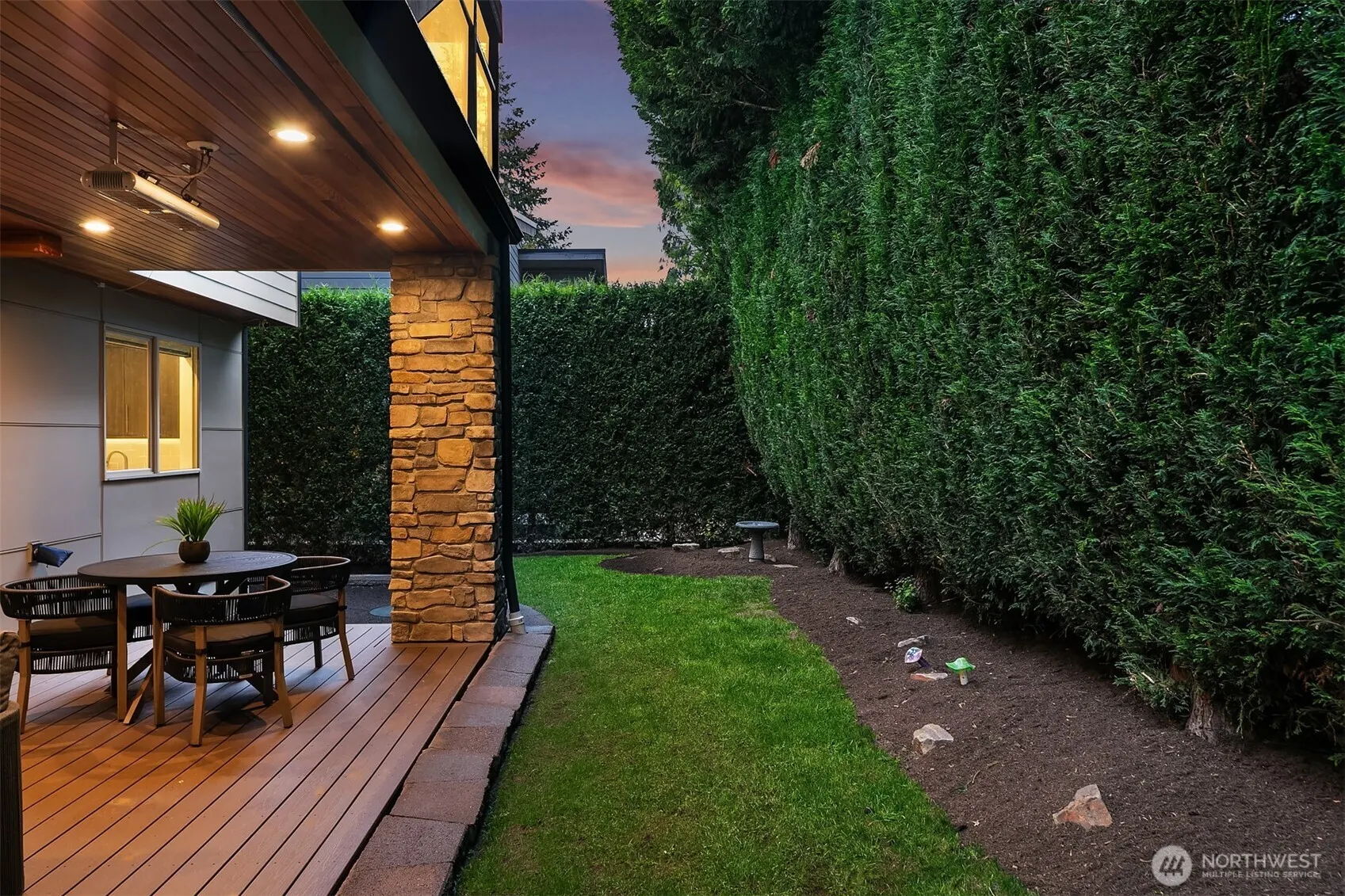 326 7th Avenue S, Kirkland, WA 98033