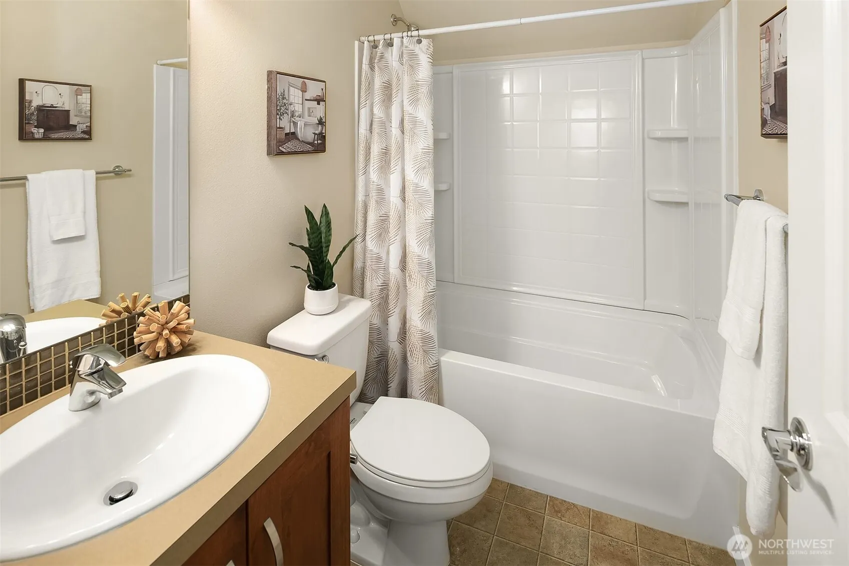365 NE Denny Way , Issaquah, WA 98029
