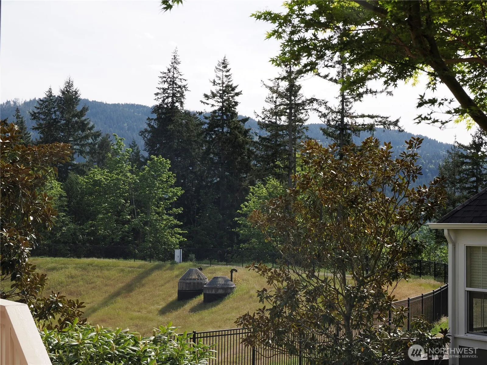 365 NE Denny Way , Issaquah, WA 98029