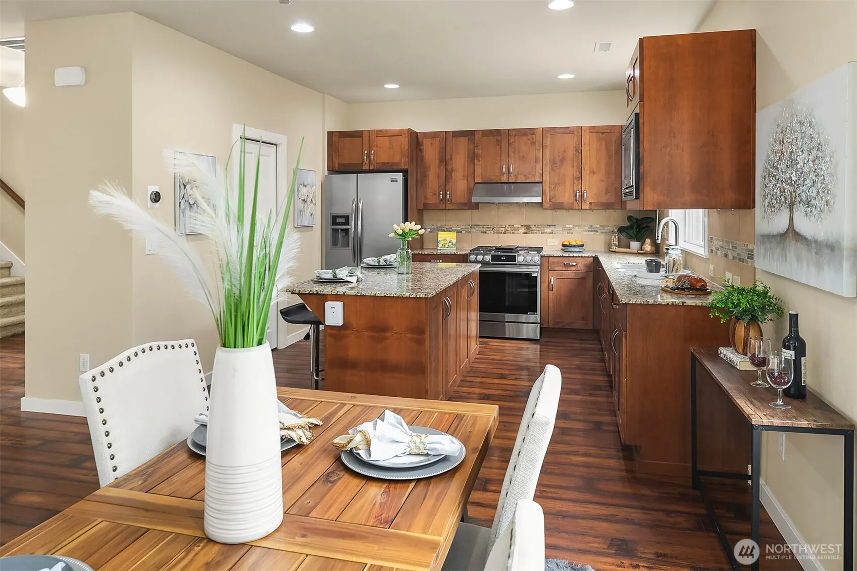 365 NE Denny Way , Issaquah, WA 98029