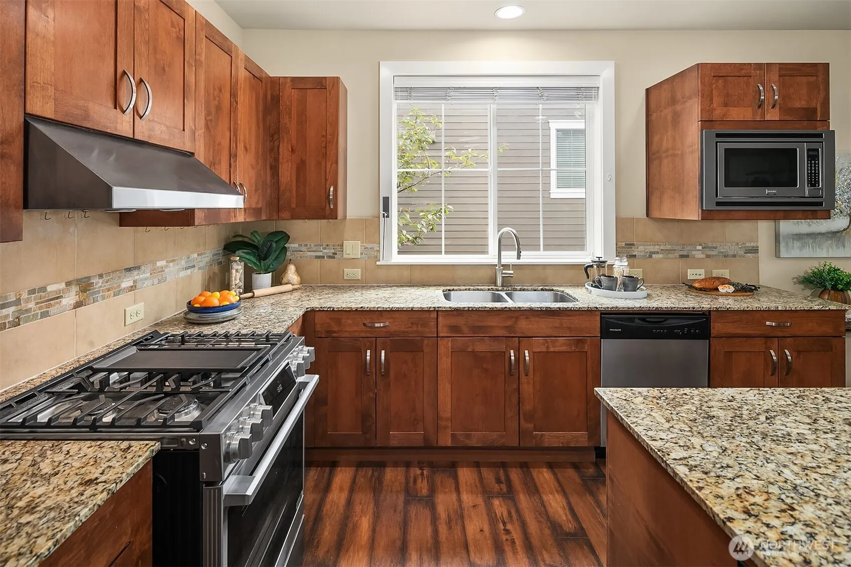 365 NE Denny Way , Issaquah, WA 98029