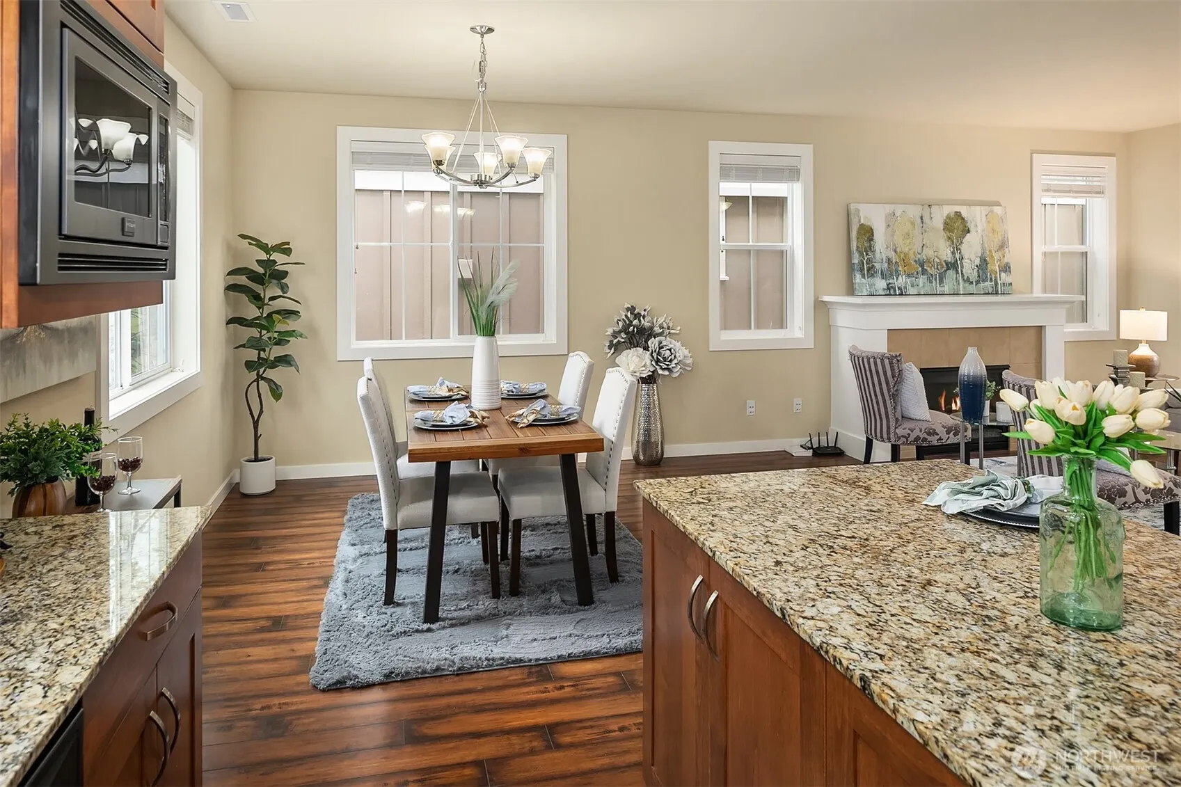 365 NE Denny Way , Issaquah, WA 98029