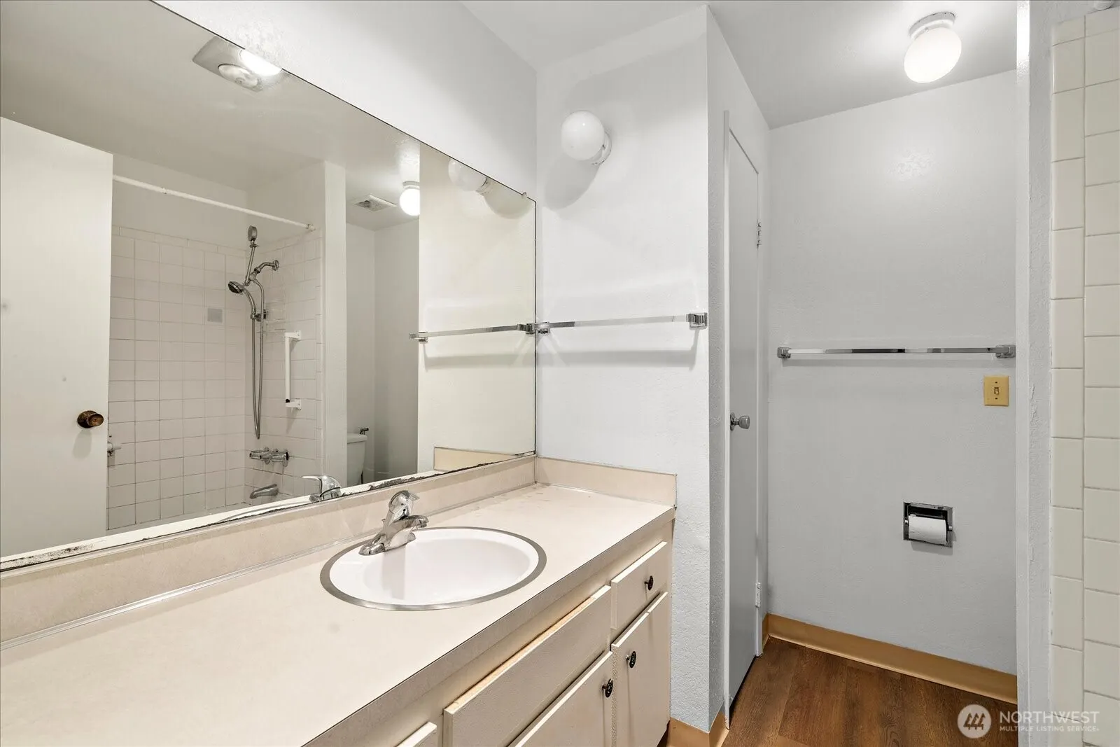 6702 139th Avenue NE #742, Redmond, WA 98052