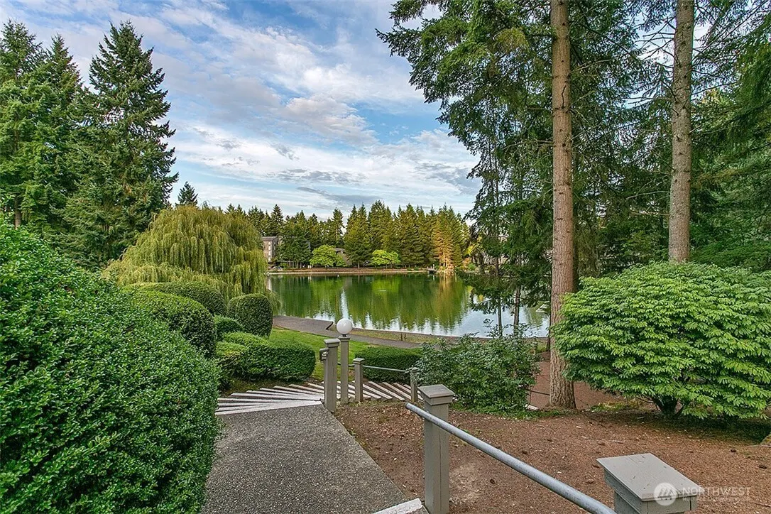 6702 139th Avenue NE #742, Redmond, WA 98052
