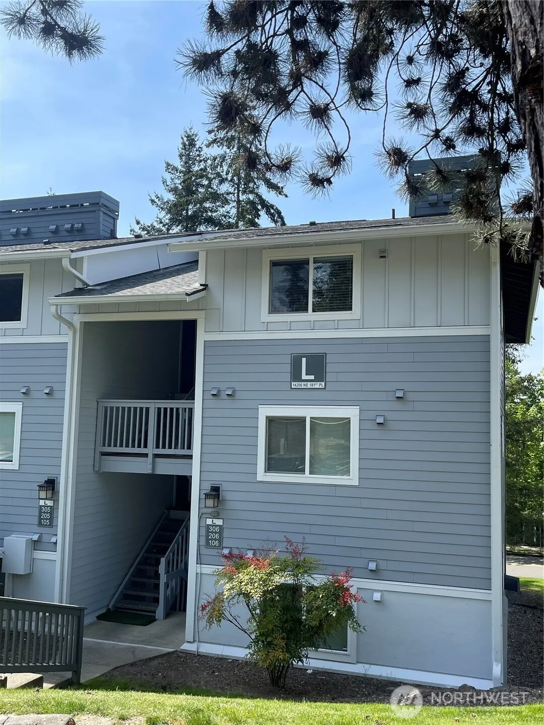 14206 NE 181st Place #L206, Woodinville, WA 98072